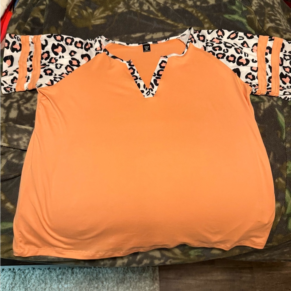 SHEIN Orange V-Notch Top with Leopard Trim